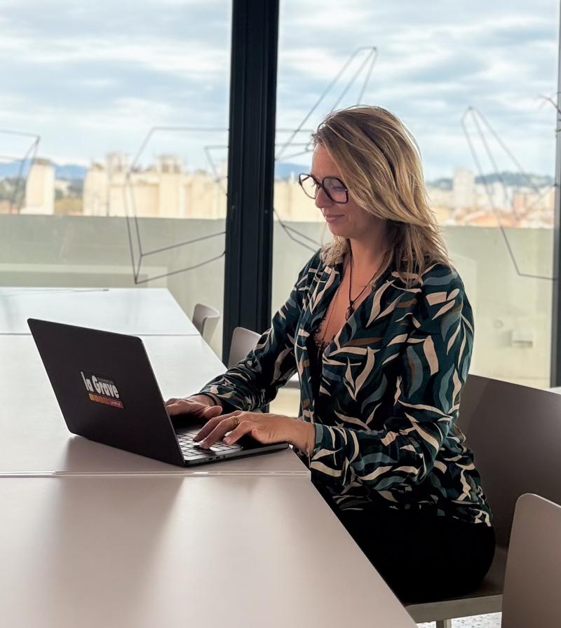 Adeline Poulet — Holisticom